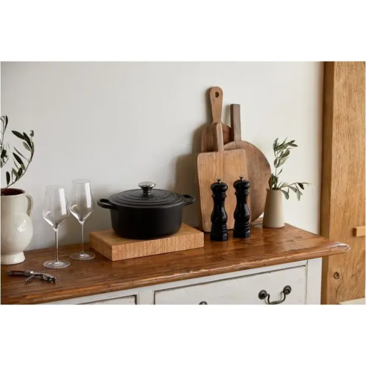 LE CREUSET Cocotte en fonte Ronde 24 cm Noir mat Signature