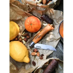 OPINEL Couteau de Poche N°7 en Carbone Hot