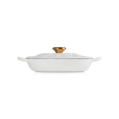 LE CREUSET Faitout Fonte Émaillée Pétales Blanc avec Bouton Doré 26 cm