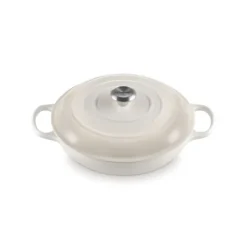 LE CREUSET Faitout Meringue en Fonte avec Intérieur Sable 30 cm Signature Best