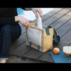 PEBBLY Lunch Bag à Bandoulière avec Set de Table Sale