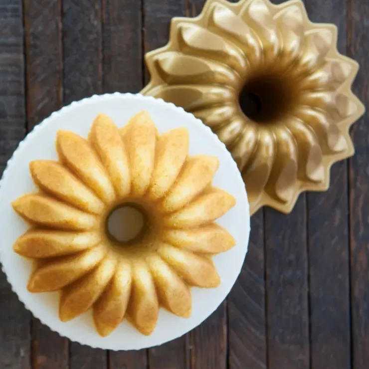 NORDIC WARE Moule à Gâteau Bundt Lotus Gold