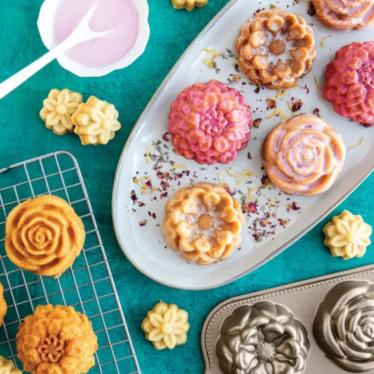 NORDIC WARE Moule à Gâteaux Fleurs (x6) Toffee