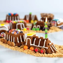 NORDIC WARE Moule à Gâteaux Petit Train (x9) Pro Cast Discount