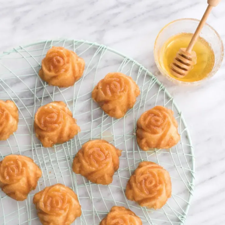 NORDIC WARE Moule à Gâteaux Roses (x6) Toffee Hot