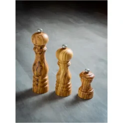 PEUGEOT Moulin à Poivre Paris 18 cm Bois Olivier Best
