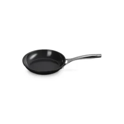 LE CREUSET Poêle Antiadhérente Essentiel Céramique 20 cm Online