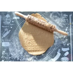 SCRAPCOOKING Rouleau à Pâtisserie Motifs Noël Gingerman 39 cm Outlet