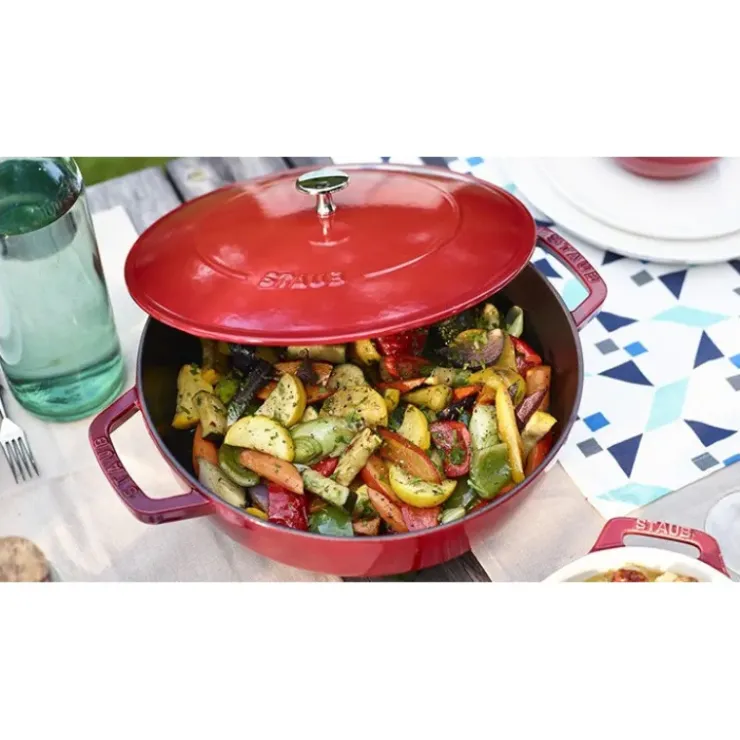 STAUB Sauteuse en Fonte Chistera 28 cm Rouge Cerise Sale