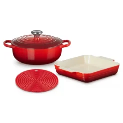 LE CREUSET Set Cocotte 24 cm, Plat à Gratin 23 cm et Dessous de Plat Cerise Outlet